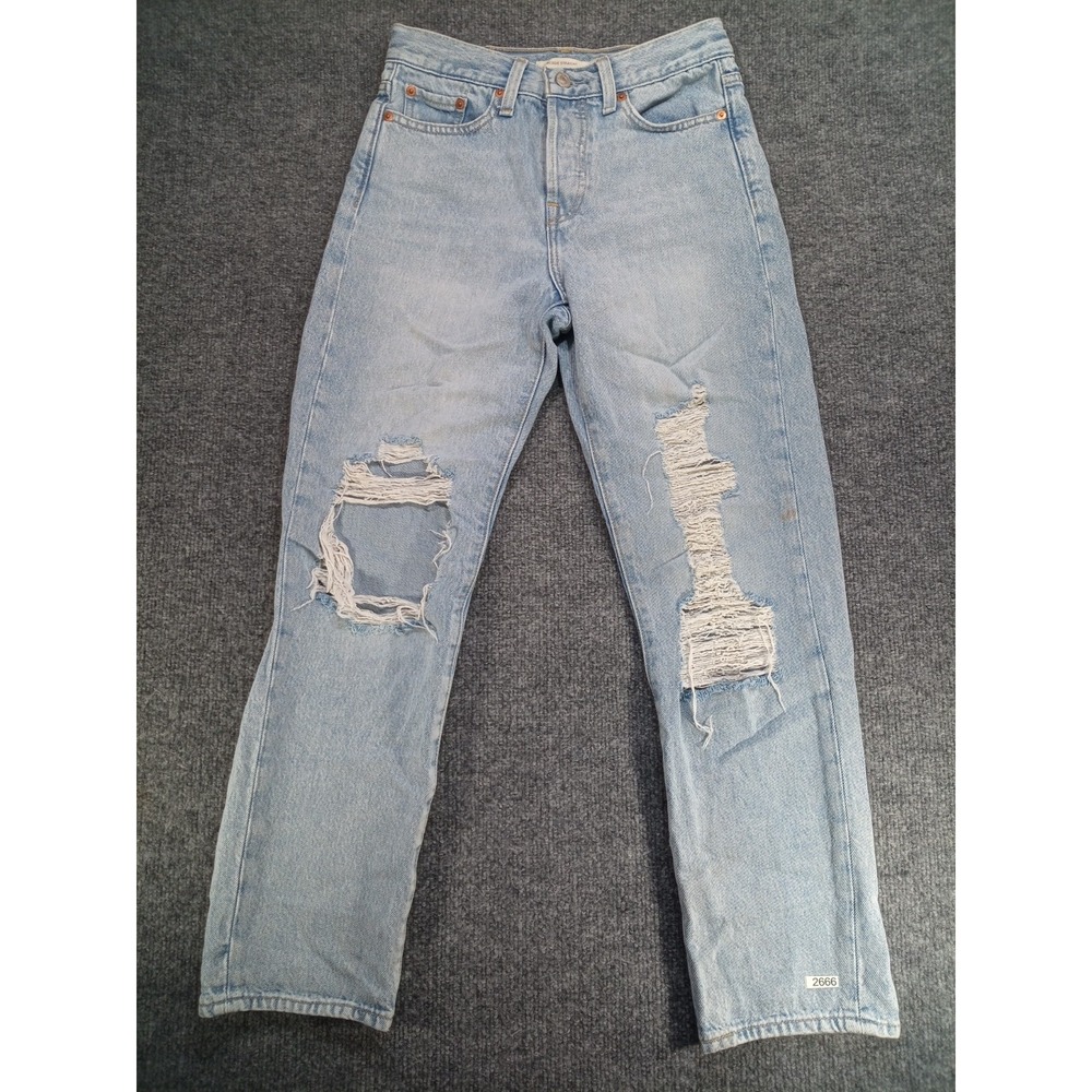 Levis Wedgie Straight Jeans Womens 26x28 Light Wash Distressed Denim (Stain)